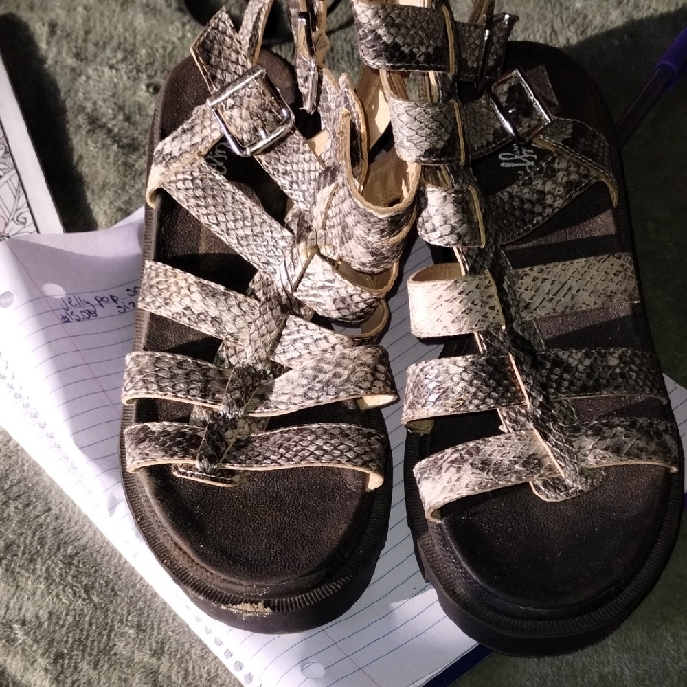 Jellypop Black and Gray Wedges